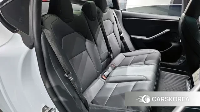 Tesla Model 3 2024 Белый из Кореи, фото 3