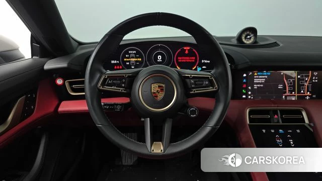 Porsche Taycan 2023 Серебристо-серый из Кореи, фото 3