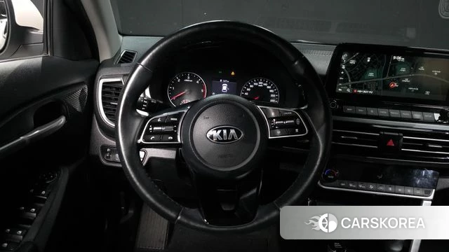 Kia Seltos 2021 Белый из Кореи, фото 3