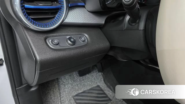Chevrolet (GM Daewoo) Trax Crossover 2023 Белый из Кореи, фото 3