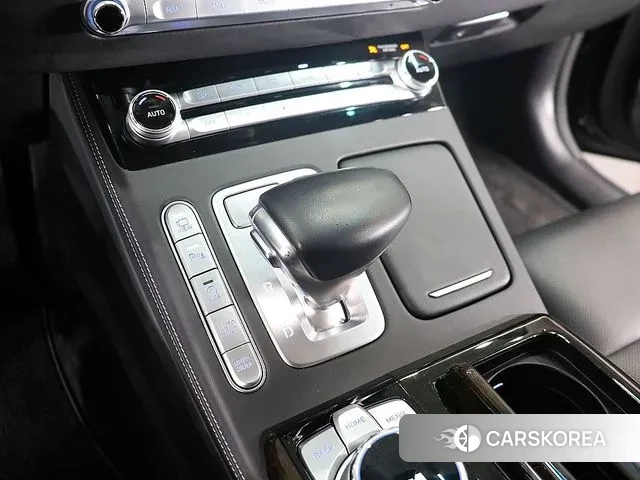 Genesis G90 2019 Черный из Кореи, фото 3