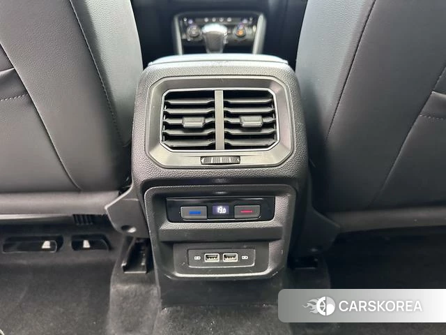 Volkswagen Tiguan L 2021 Белый из Китая, фото 3
