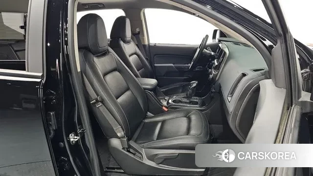 Chevrolet (GM Daewoo) Real New Colorado 2022 Черный из Кореи, фото 3