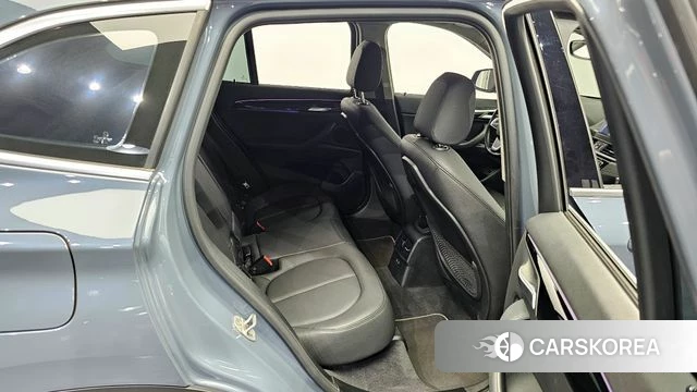 BMW X1 (F48) 2021 Небесно-голубой из Кореи, фото 3