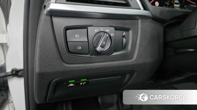 BMW 3 Series (F30) 2018 Белый из Кореи, фото 3