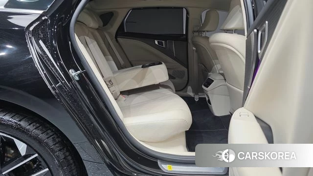 Kia The New K8 Hybrid 2025 Черный из Кореи, фото 3