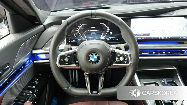 BMW 7 Series (G70) 2023 Черный из Кореи, фото 3