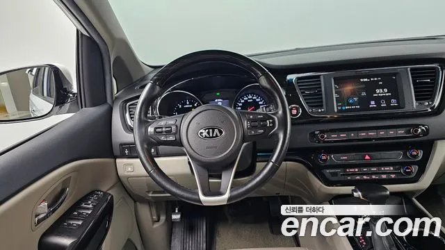 Kia The New Carnival id 2471075 из Кореи 3