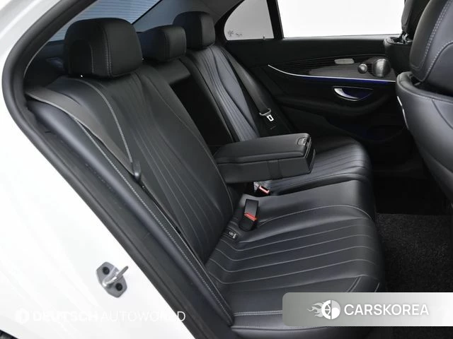 Mercedes-Benz E-Class W213 2019 Белый из Кореи, фото 3