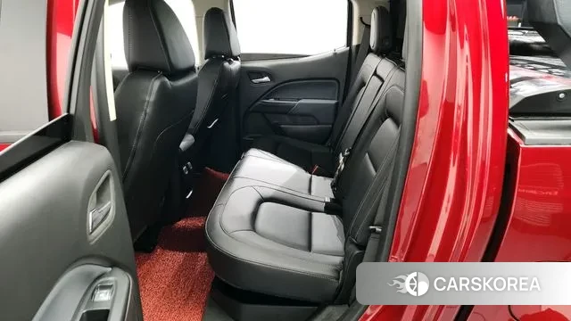 Chevrolet (GM Daewoo) Real New Colorado 2022 Красный из Кореи, фото 3