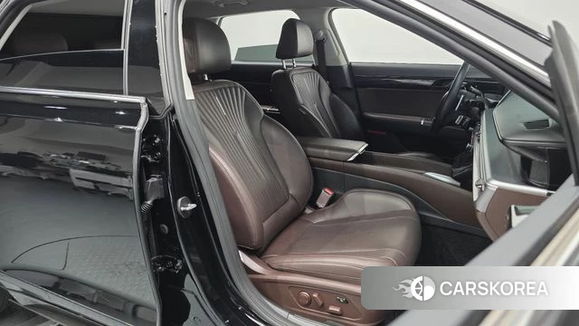 Hyundai Grandeur Hybrid (GN7) 2023 Черный из Кореи, фото 3