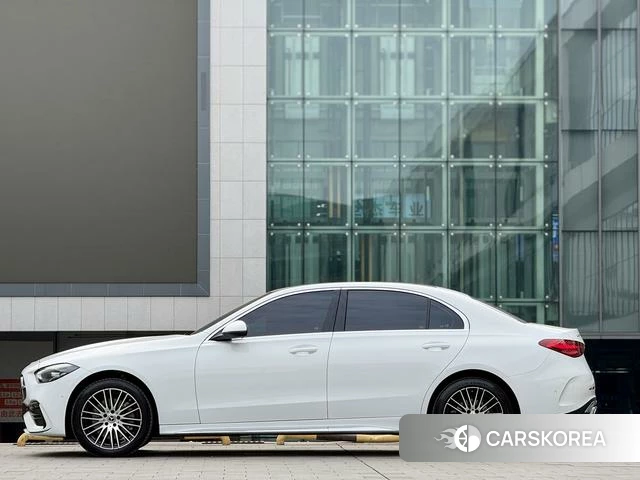 Mercedes-Benz Class C 2024 Белый из Китая, фото 3