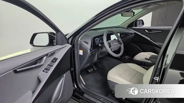 Kia Di Ol Nu Niro 2022 Черный из Кореи, фото 3