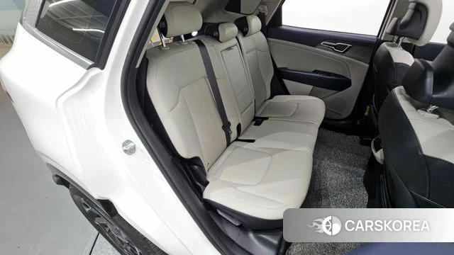 Kia Sportage 5th Generation 2021 Белый из Кореи, фото 3