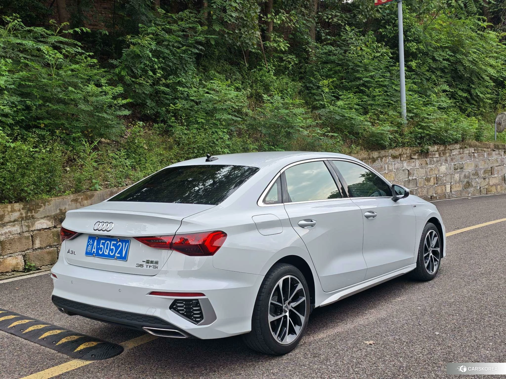 Audi A3 2022 Белый из Китая, фото 3