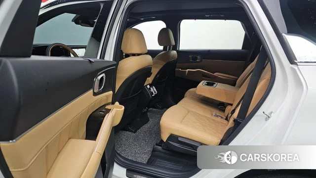 Kia Sorento 4th Generation 2023 Белый из Кореи, фото 3