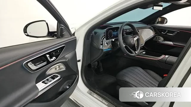 Mercedes-Benz E-Class W214 2025 Белый из Кореи, фото 3