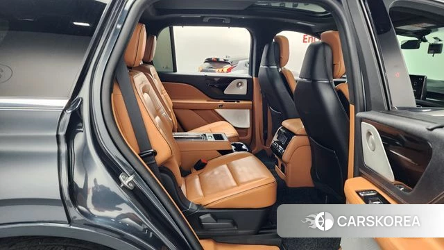 Lincoln Aviator 2nd generation 2022 Небесно-голубой из Кореи, фото 3