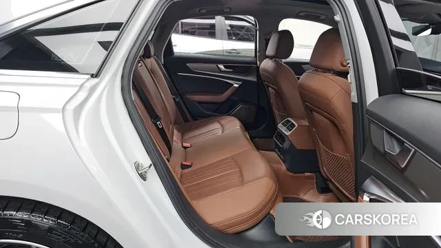 Audi A6 (C8) 2019 Белый из Кореи, фото 3