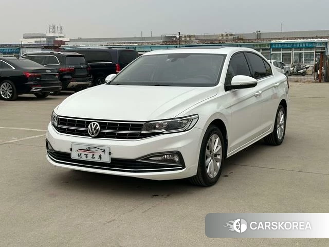 Volkswagen Bora 2020 Белый из Китая, фото 3