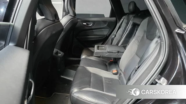 Volvo XC60 second Generation 2021 Черный из Кореи, фото 3