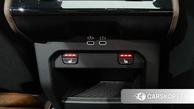 BMW 5 Series (G60) 2025 Серебристо-серый из Кореи, фото 3