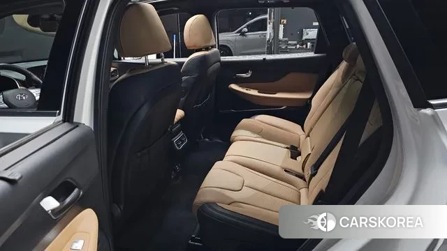 Hyundai The New Santa Fe 2023 Белый из Кореи, фото 3