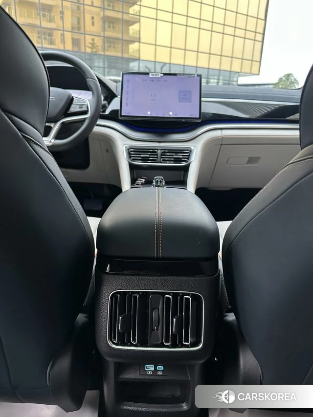 BYD Song PLUS DM 2024 Черный из Китая, фото 3