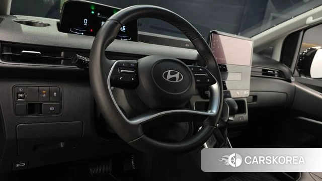 Hyundai Staria 2025 Черный из Кореи, фото 3