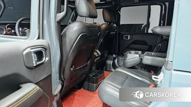 Jeep Wrangler (JL) 2024 Серебристо-серый из Кореи, фото 3