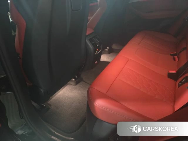 BMW X4M (G02) 2025 Черный из Кореи, фото 3