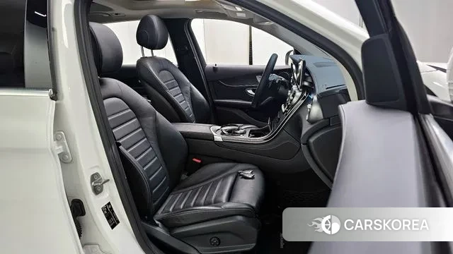 Mercedes-Benz GLC-Class X253 2018 Белый из Кореи, фото 3