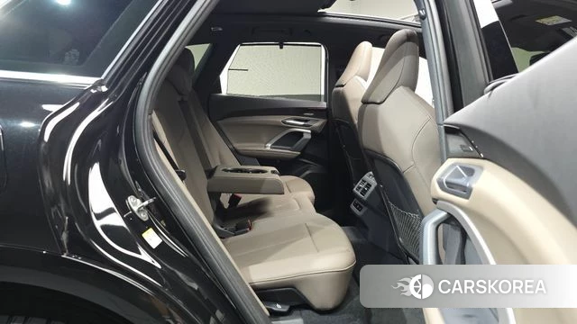 Audi Q5 (80A) 2025 Черный из Кореи, фото 3