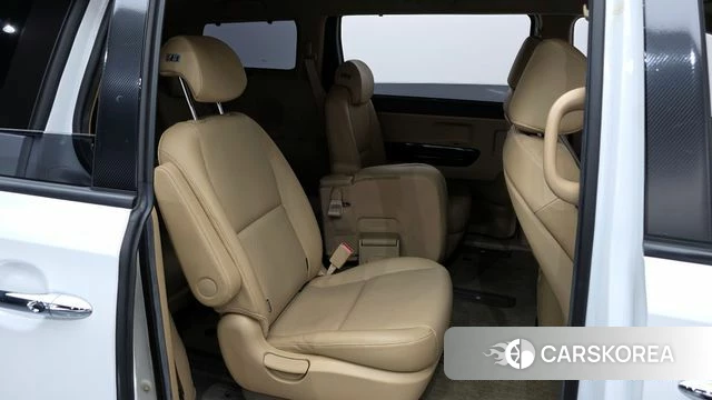 Kia The New Carnival 2019 Белый из Кореи, фото 3