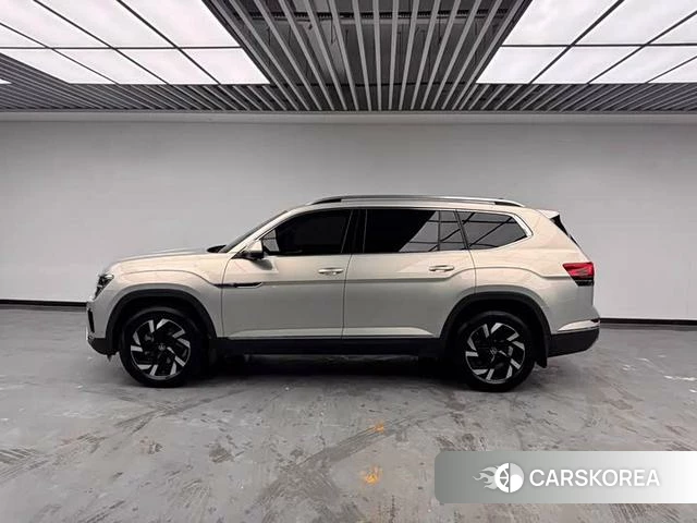 Volkswagen Tourang 2021 Шампань из Китая, фото 3