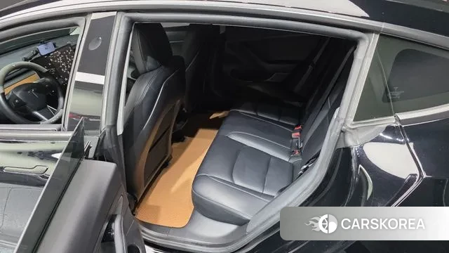 Tesla Model 3 2020 Черный из Кореи, фото 3