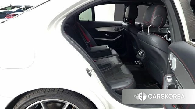Mercedes-Benz C-Class W205 2018 Белый из Кореи, фото 3