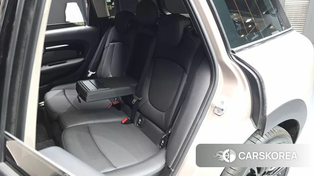 Mini Cooper Clubman 2023 Серебристо-серый из Кореи, фото 3