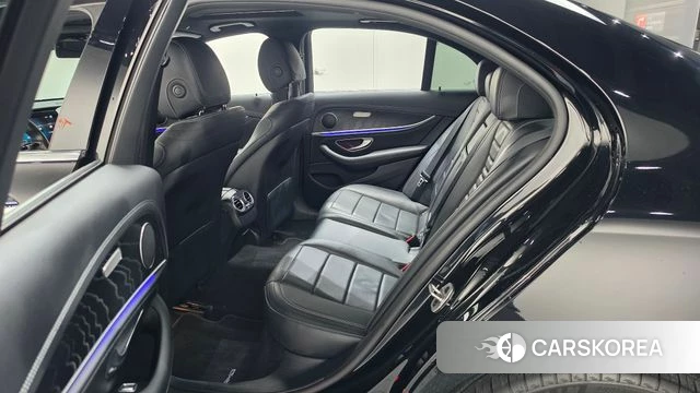 Mercedes-Benz E-Class W213 2021 Черный из Кореи, фото 3
