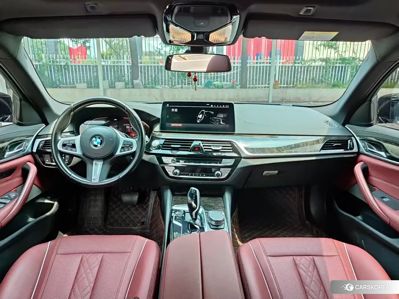 BMW 5 series 2022 Черный из Китая, фото 3