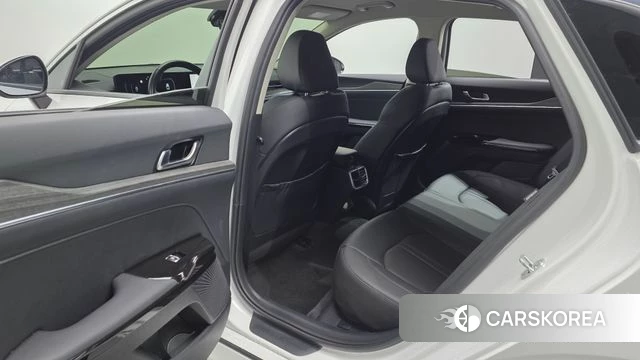 Kia The New K5 3rd generation 2024 Белый из Кореи, фото 3