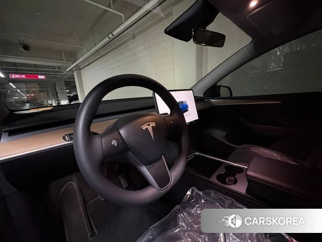 Tesla Model Y 2023 Синий из Кореи, фото 3