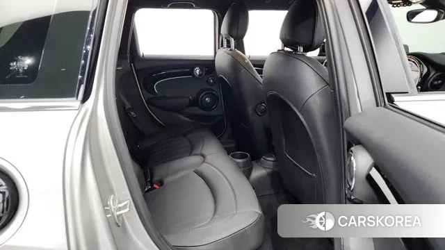 Mini Cooper S id 2914890 из Кореи 3