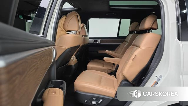 Hyundai Santa Fe (MX5) 2024 Белый двухцветный из Кореи, фото 3