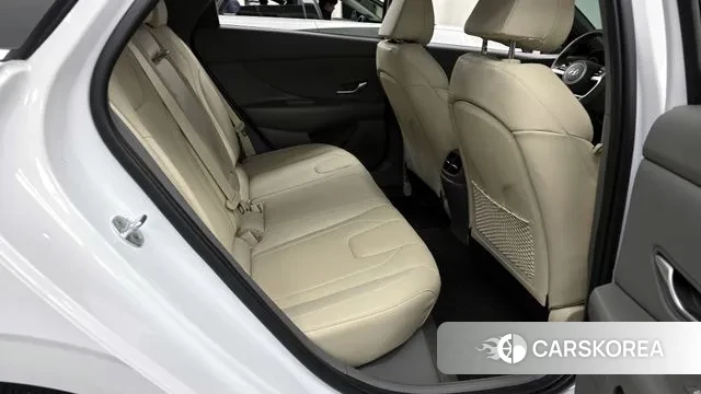 Hyundai Avante (CN7) 2022 Белый из Кореи, фото 3