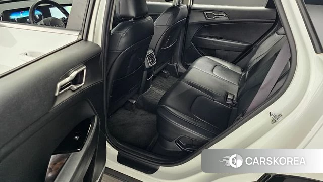 Kia Sportage 5th Generation Hybrid 2022 Белый из Кореи, фото 3