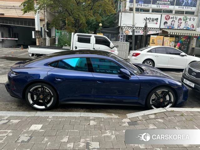 Porsche Taycan 2021 Синий из Кореи, фото 3