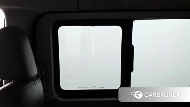 Hyundai The New Grand Starex 2019 Серебристо-серый из Кореи, фото 3
