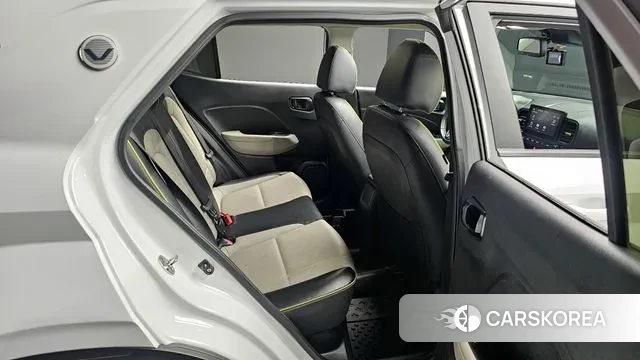 Hyundai Venue 2019 Белый из Кореи, фото 3