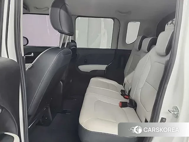 Kia The New Kia Ray 2023 Белый из Кореи, фото 3